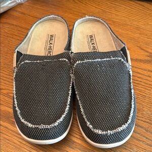 Walk Hero Black Slip-On Shoes Men’s 10.5